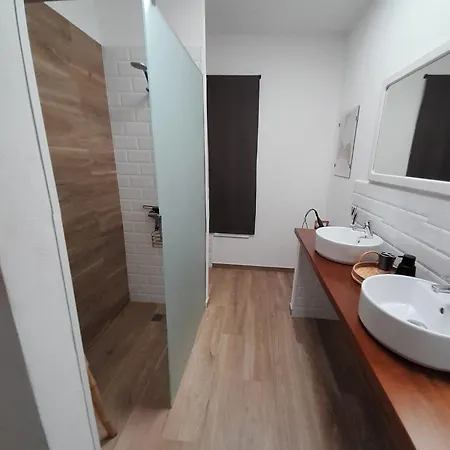 Semesterbostad Privado Con Piscina